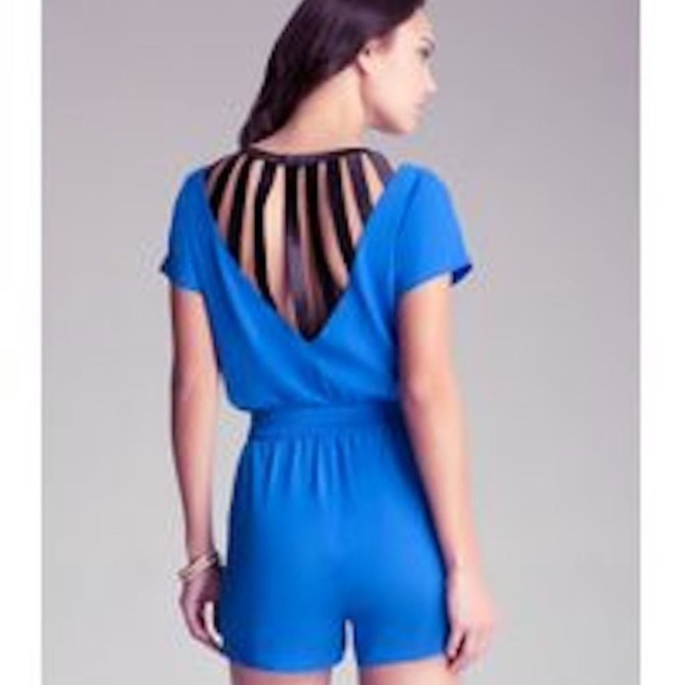 Women's Blue Back Yoke Strip Romper Bebe‎ Sz 2